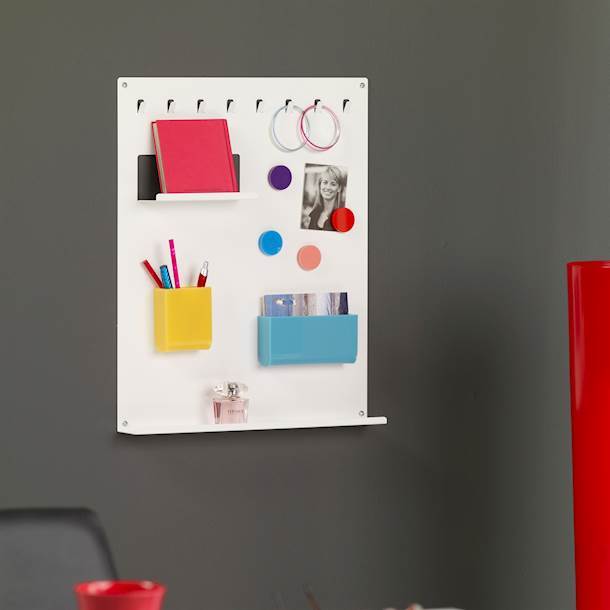 Weißer, magnetischer Schlüsselhalter, Tafel mit Zubehör